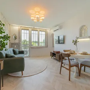 Artistic Pearl Mokotow, Piwarskiego 11 , Warszawa Polska