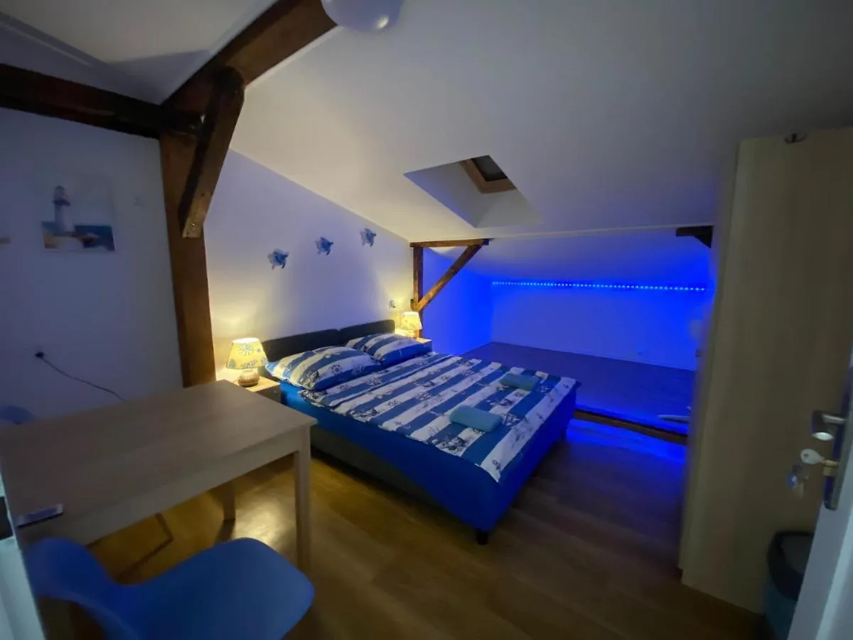 Sea World Apartments Mansarda Γκντανσκ
