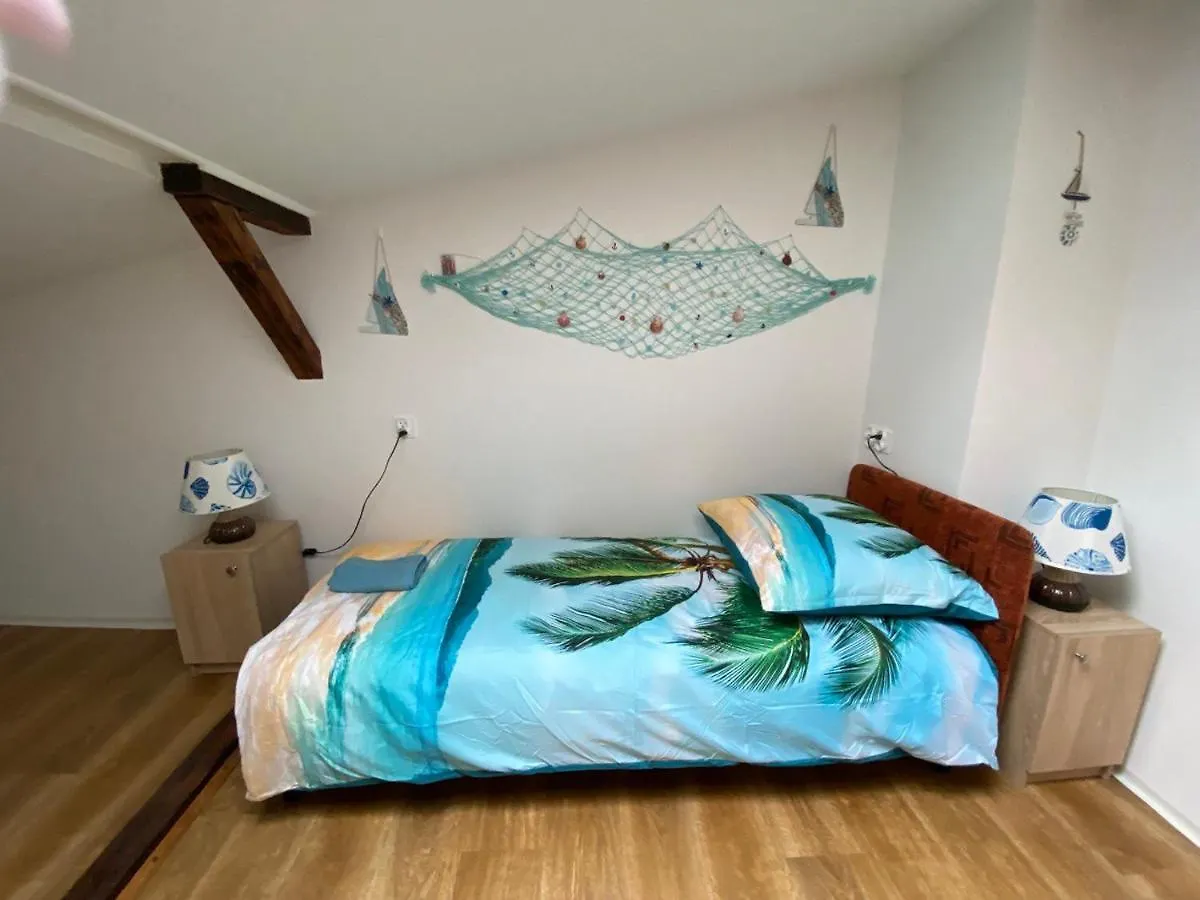 Sea World Apartments Mansarda Γκντανσκ
